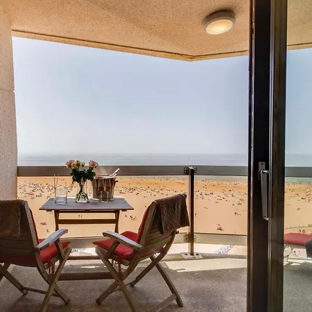 Luxury With Seaview 公寓 奥斯滕德