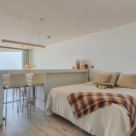 Luxury With Seaview Lejlighed