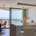 Апартаменти Luxury With Seaview *